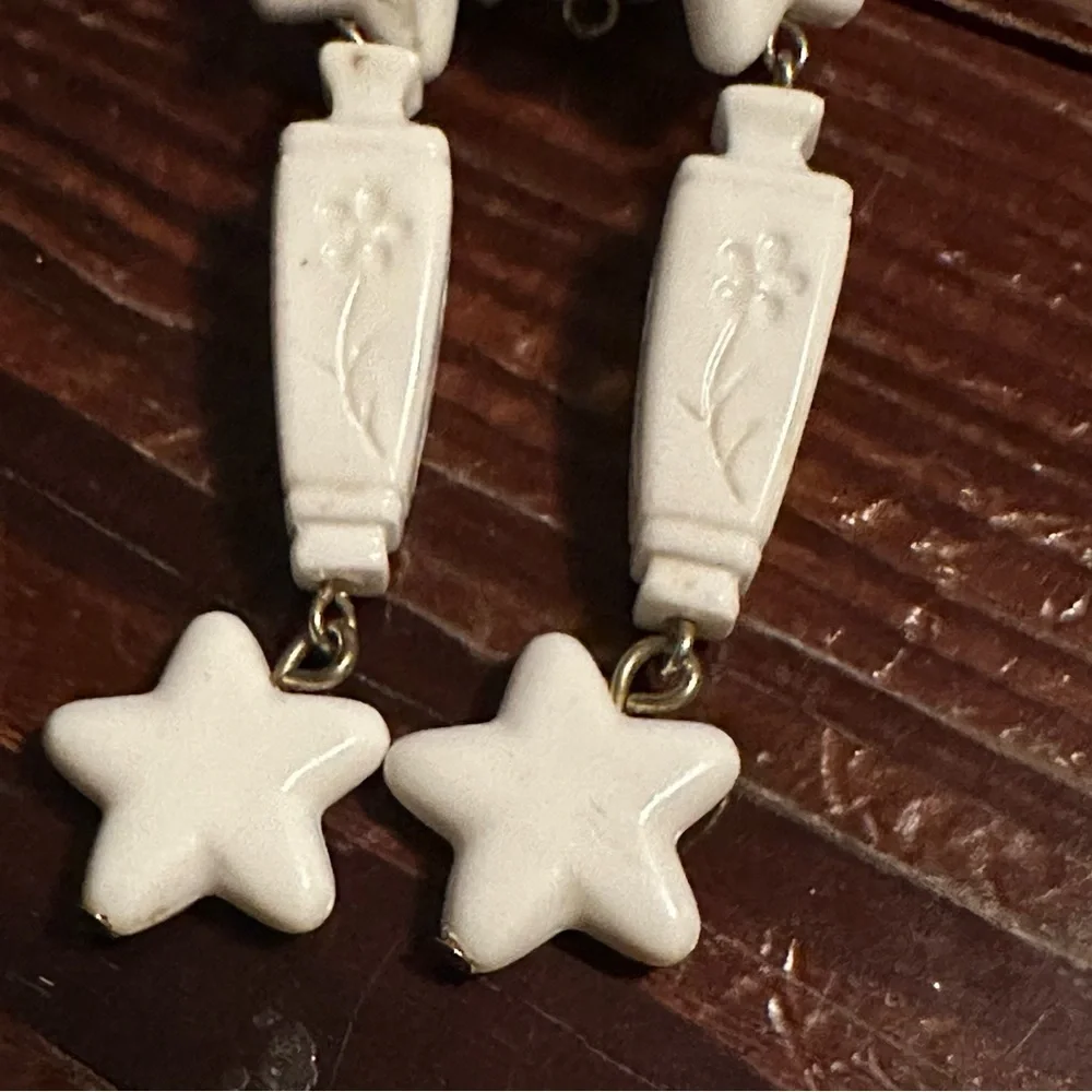 Vintage Waterfall White Beaded Long Necklace Star Vase Fun Flapper Style